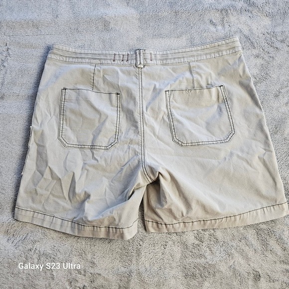 Hei Hei women's sz 32 light gray with darker green stitching, the wander… - Picture 8 of 8